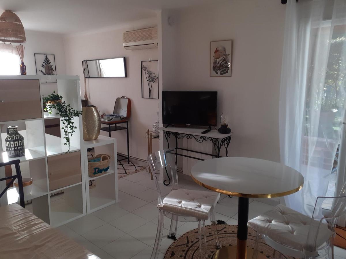 Le Petit Atelier Villa Борм-ле-Мимоза Екстериор снимка