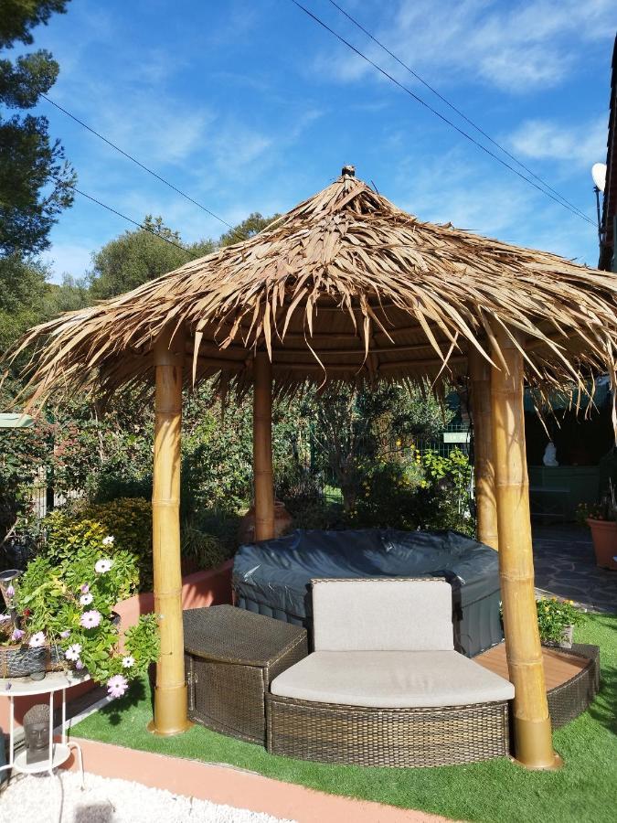 Le Petit Atelier Villa Борм-ле-Мимоза Екстериор снимка